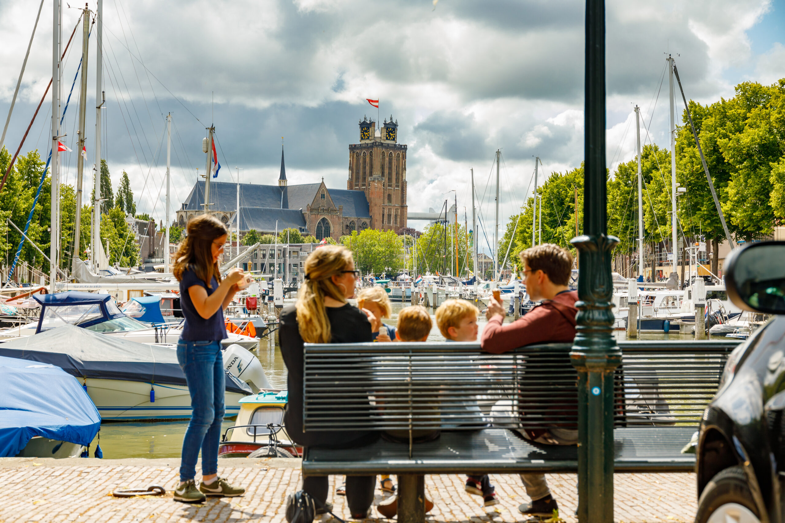 Stadswandeling VVV Dordrecht Grote Kerk Dordrecht Dagtochten VVV historische binnenstad groepen Stadswandeling VVV Dordrecht Grote Kerk Dordrecht Dagtochten VVV historische binnenstad groepen